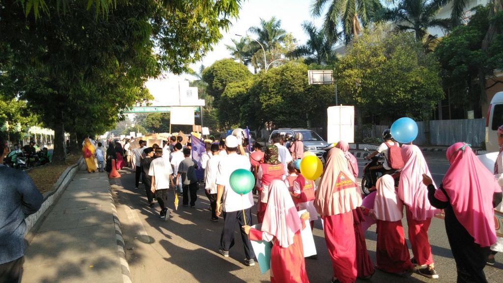 pawai muharam sekolah tahfidz khoiru ummah metro